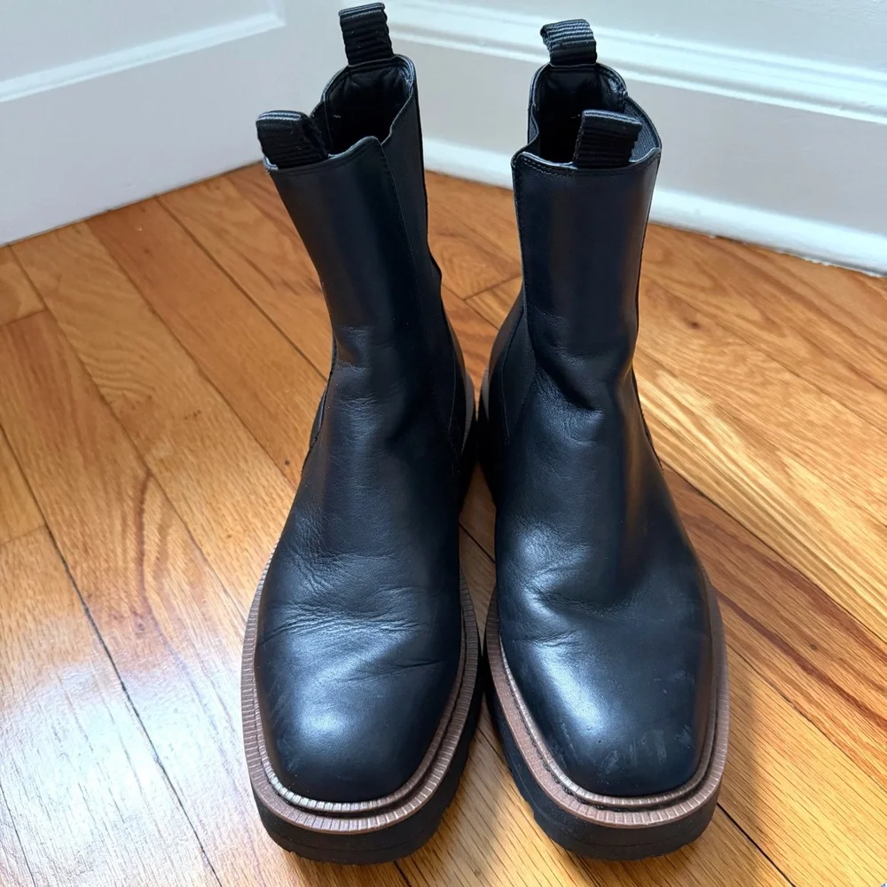 Sam Edelman Laguna Black Chelsea Ankle Boots with Lug Sole Women’s Size 7